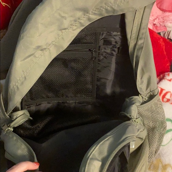 Pink backpack - Picture 3 of 4